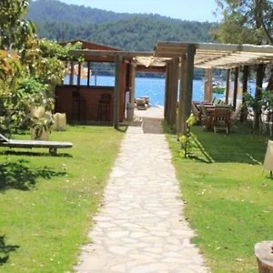 Sakin Vadi Winehouse Oda ve Kahvaltı Orhaniye (Marmaris)