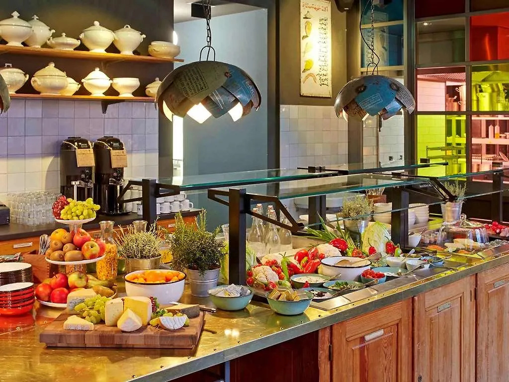 ****  25Hours Hotel Altes Hafenamt Hamburg Germany