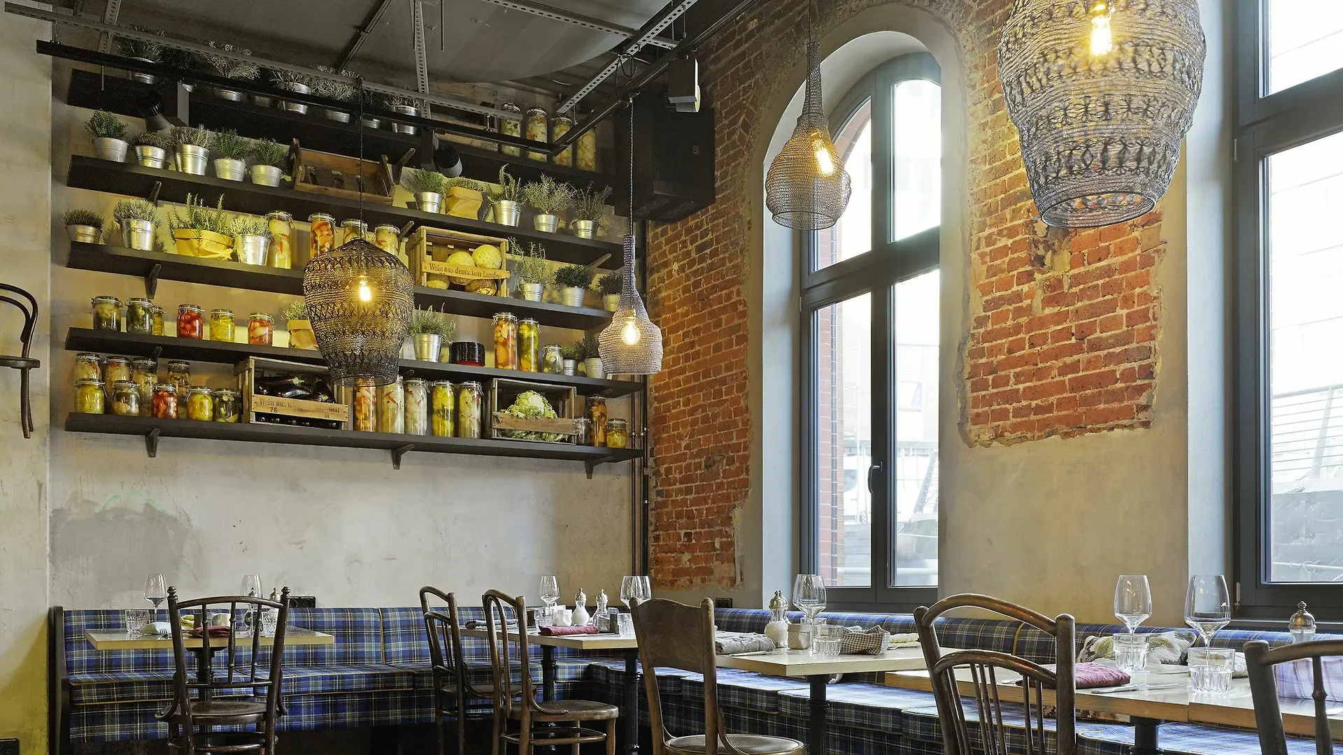 ****  25Hours Hotel Altes Hafenamt Hamburg Germany